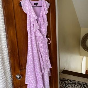 Lulu’s lilac and white dress